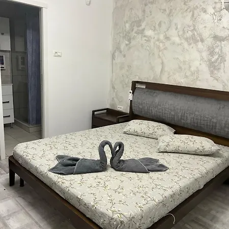 Klara House ゲストハウス